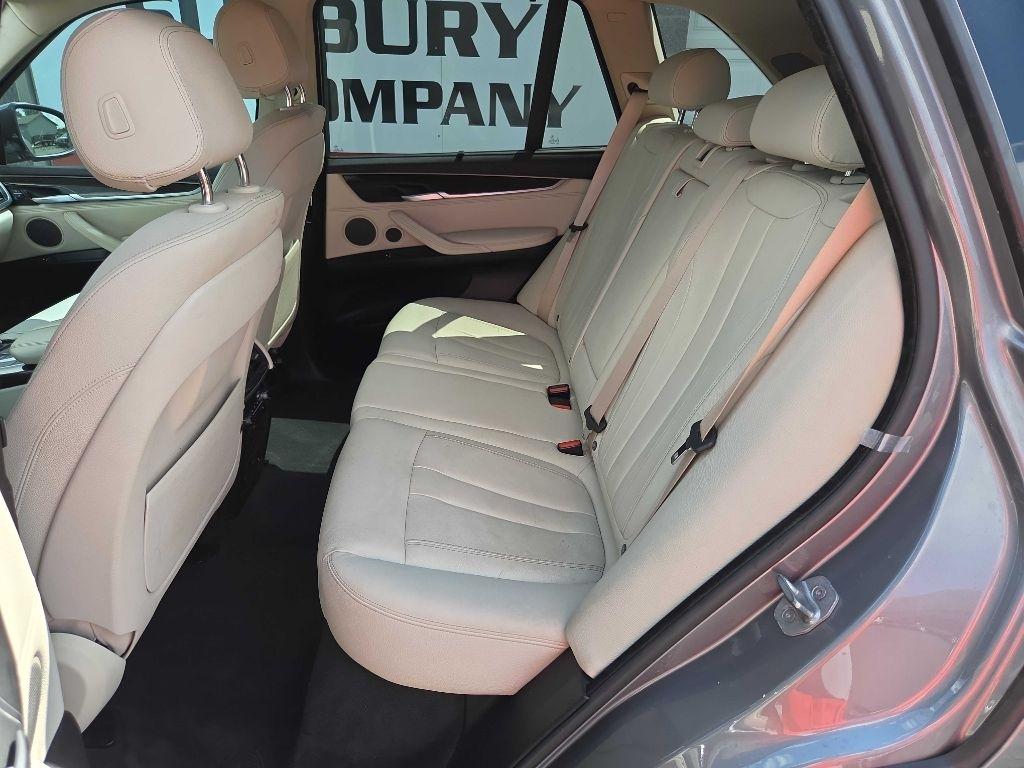 BMW X5 photo 9