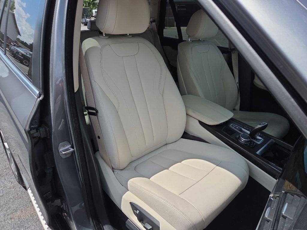 BMW X5 photo 10