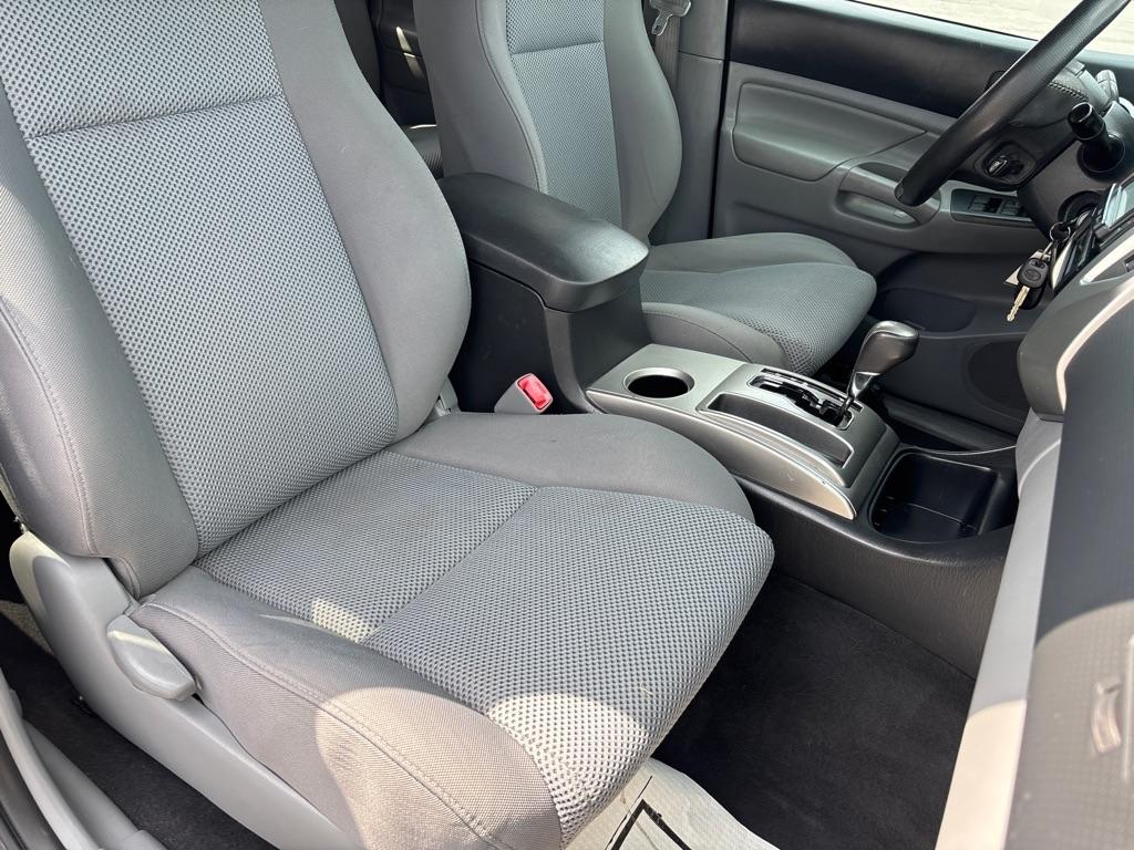 Toyota Tacoma  2015