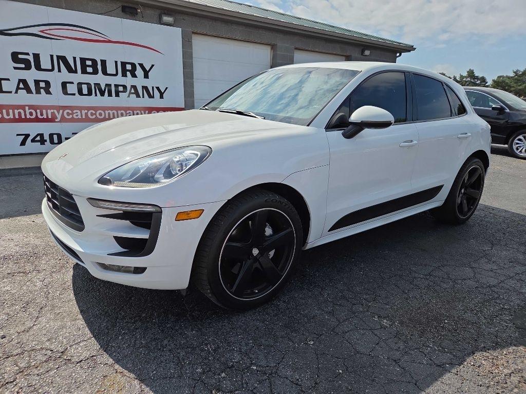 Porsche Macan  2016