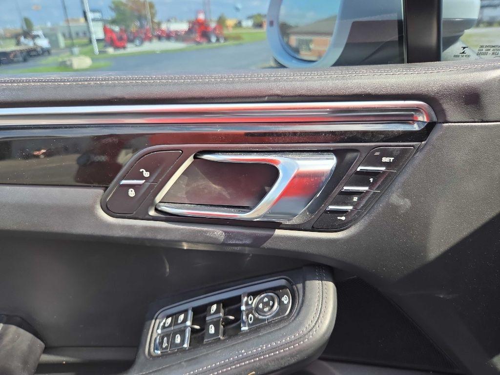 Porsche Macan  2016