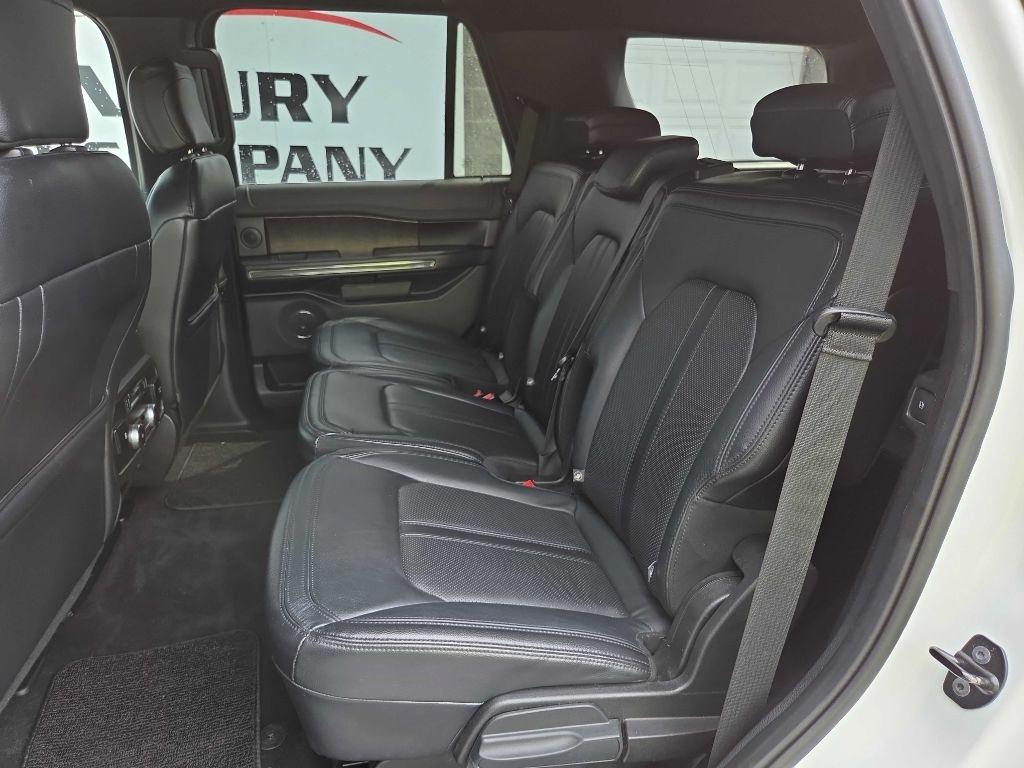 Ford Expedition photo 9