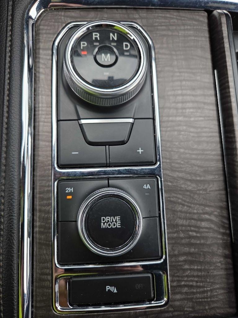 Ford Expedition photo 29