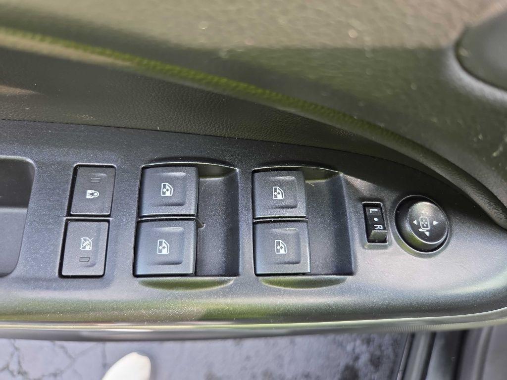 Chevrolet Colorado photo 14