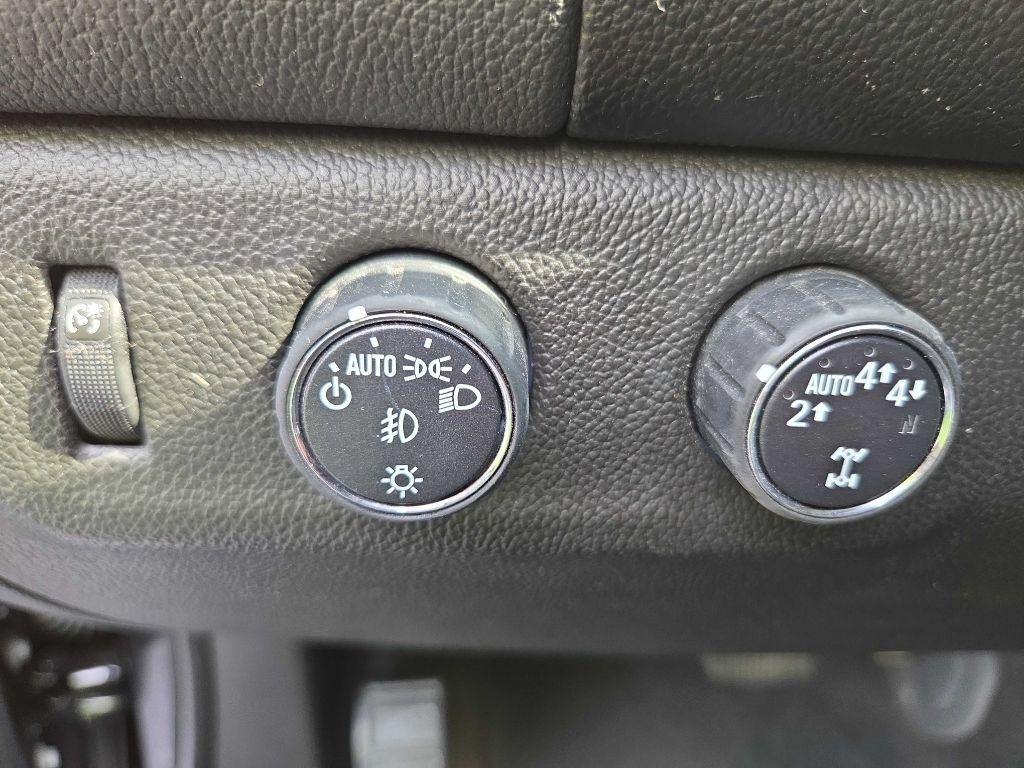 Chevrolet Colorado photo 16