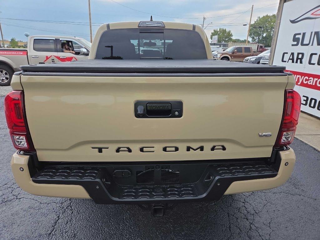 Toyota Tacoma  2017