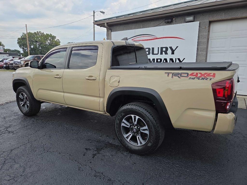 Toyota Tacoma  2017