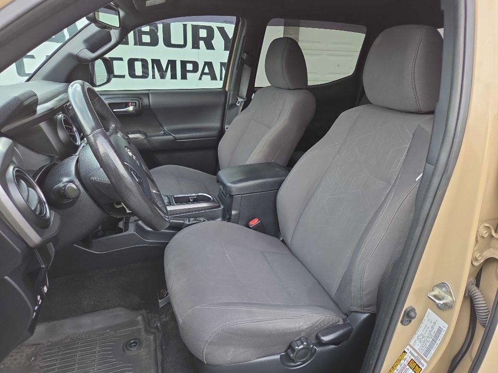 Toyota Tacoma  2017