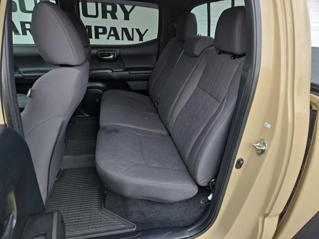 Toyota Tacoma  2017