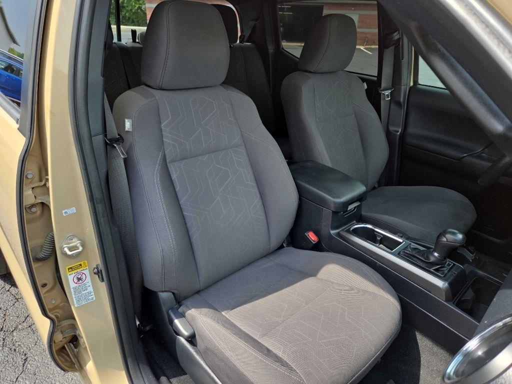 Toyota Tacoma  2017