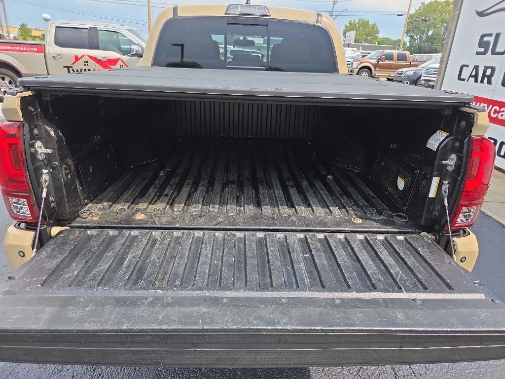 Toyota Tacoma  2017