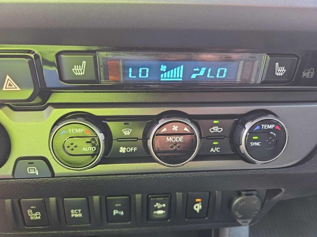 Toyota Tacoma  2017