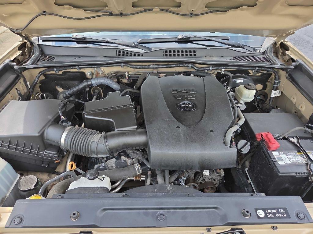 Toyota Tacoma  2017