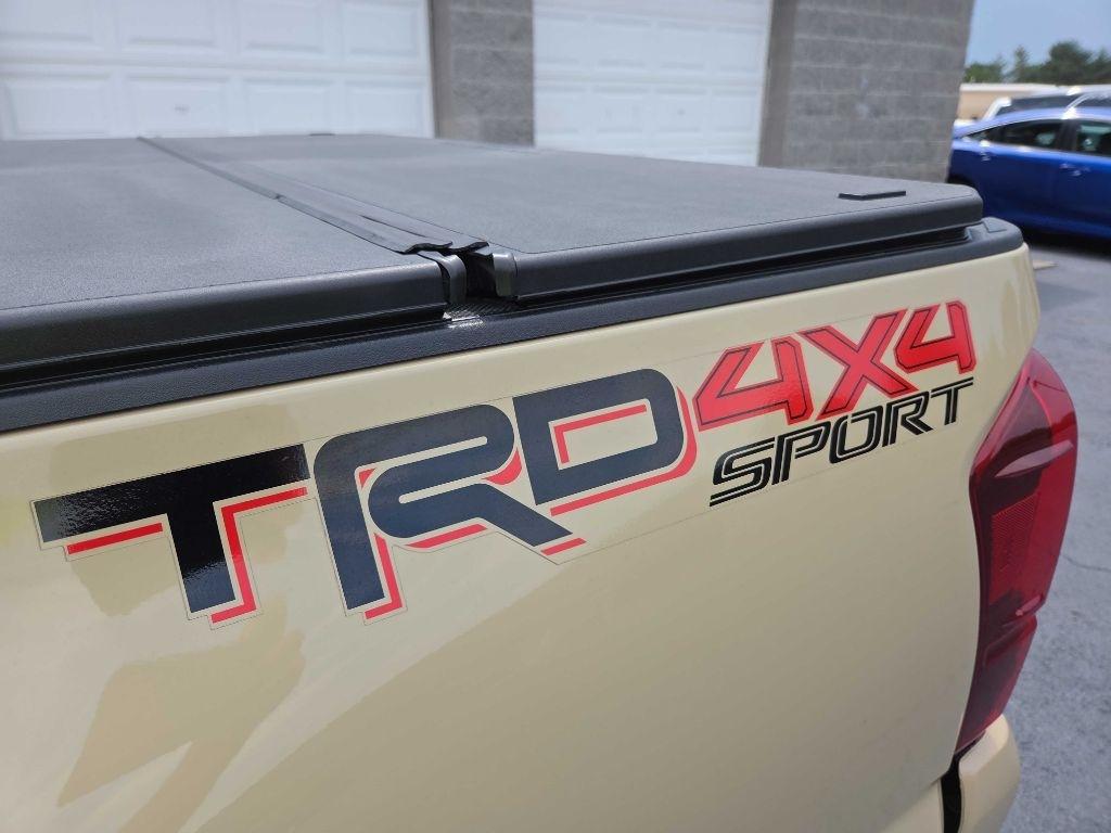 Toyota Tacoma  2017