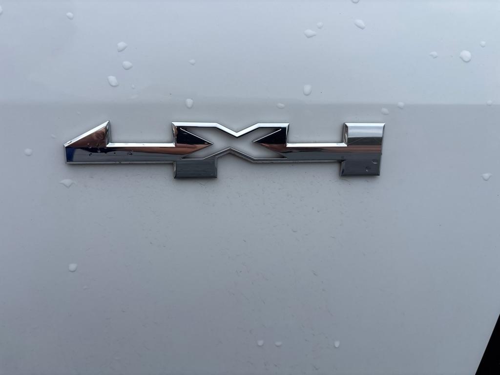 GMC Canyon photo 25