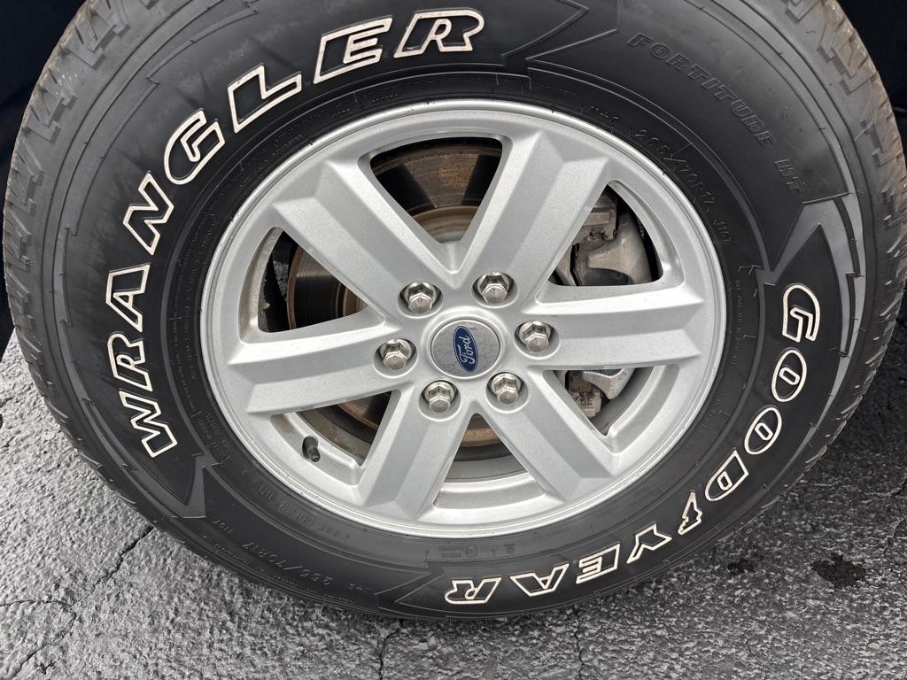 Ford F-150 photo 29