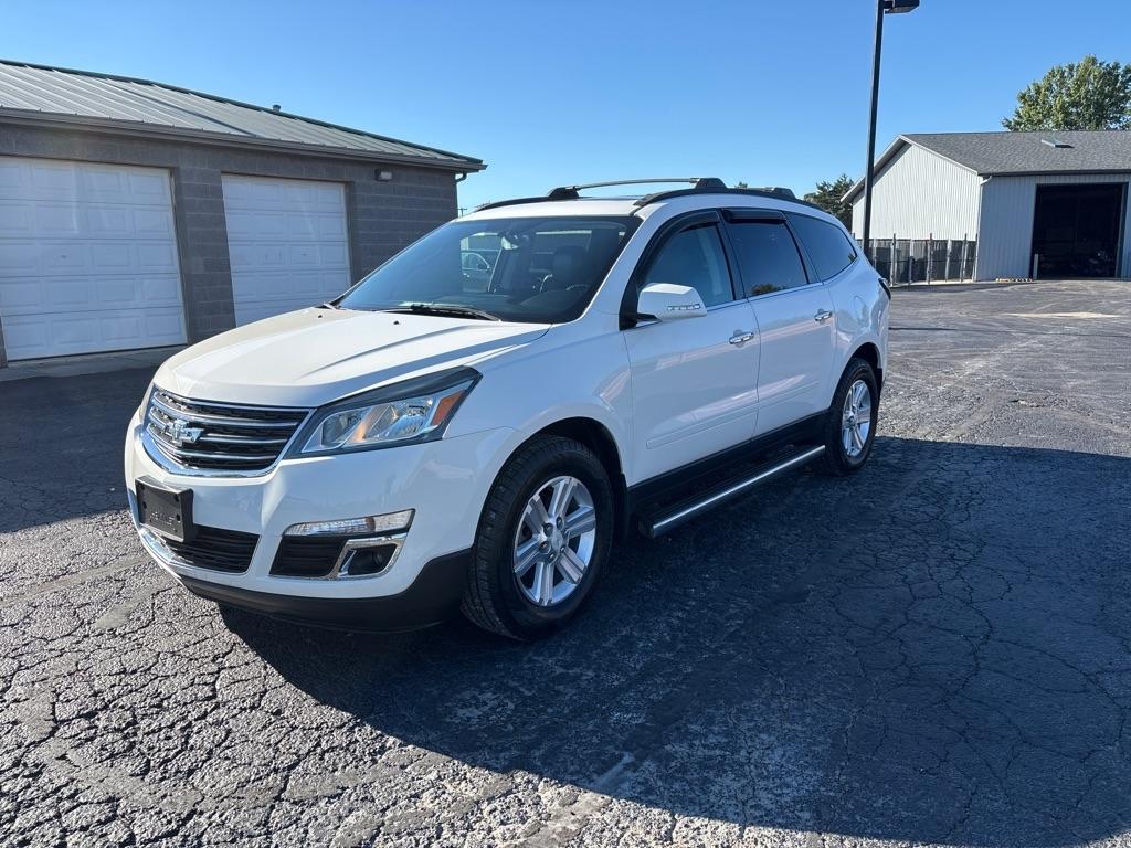 Chevrolet Traverse photo 2