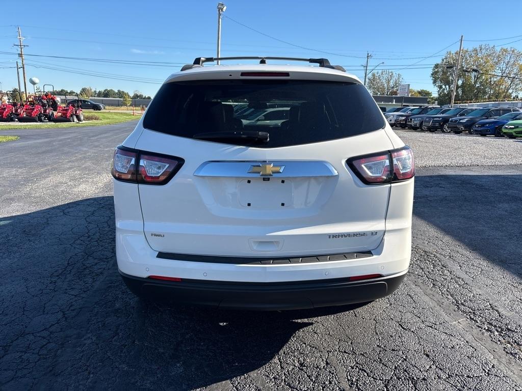 Chevrolet Traverse photo 6