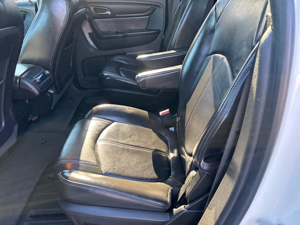 Chevrolet Traverse photo 9