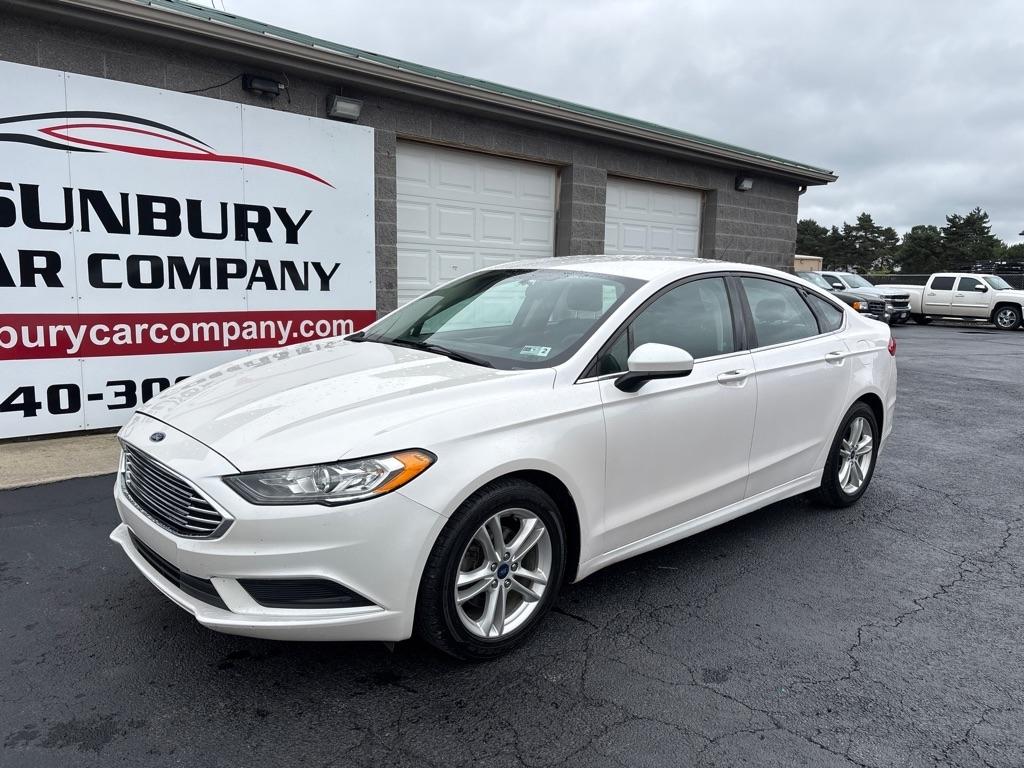 Ford Fusion photo 2