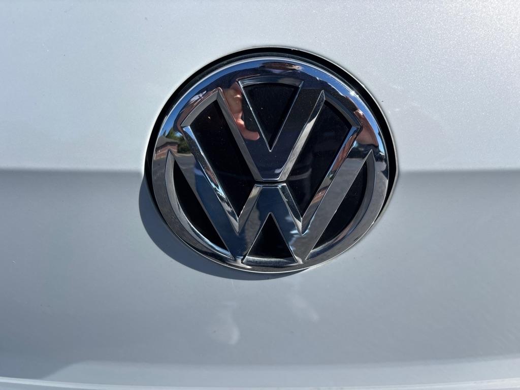 Volkswagen Golf GTI photo 27