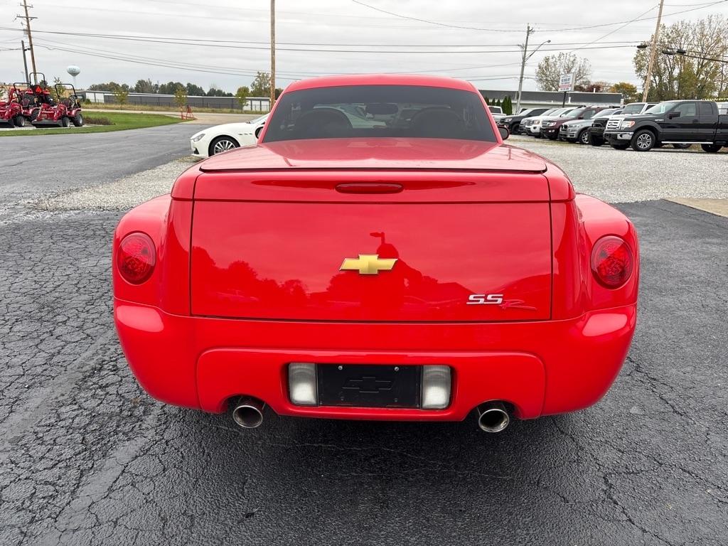 2004 Chevrolet SSR LS - Photo 6