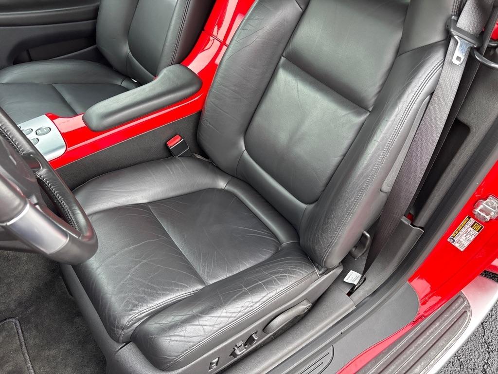 2004 Chevrolet SSR LS - Photo 8