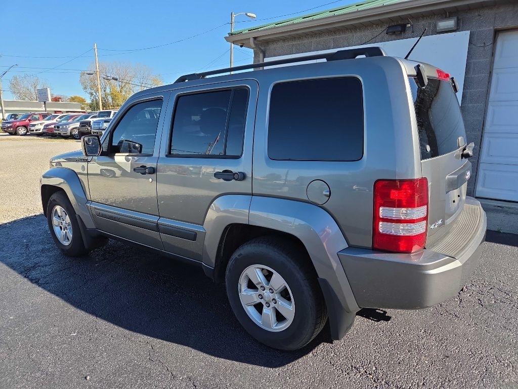 Jeep Liberty  2012