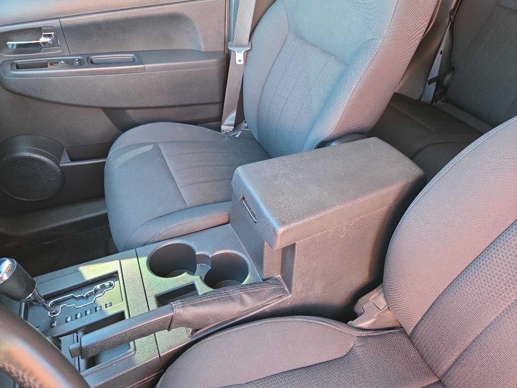 Jeep Liberty  2012