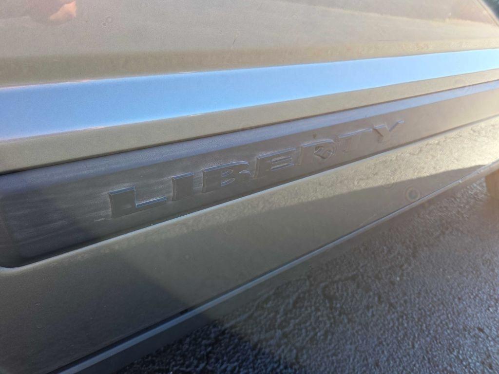 Jeep Liberty  2012