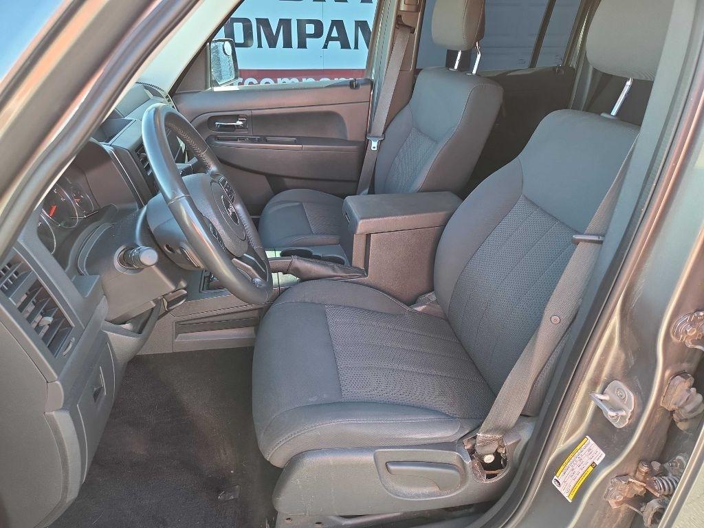 Jeep Liberty  2012