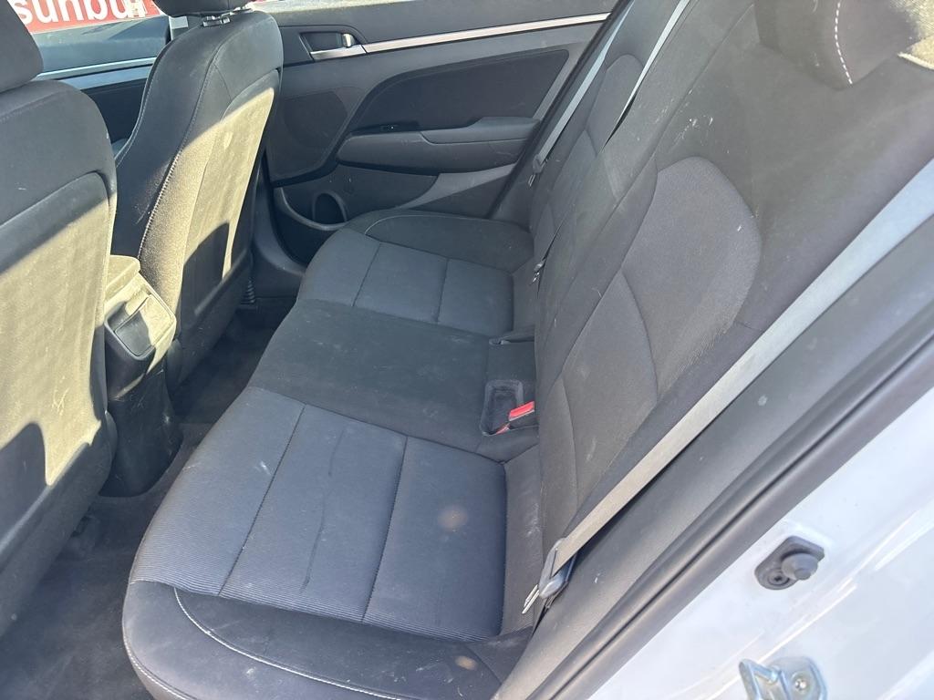 Hyundai Elantra  2018
