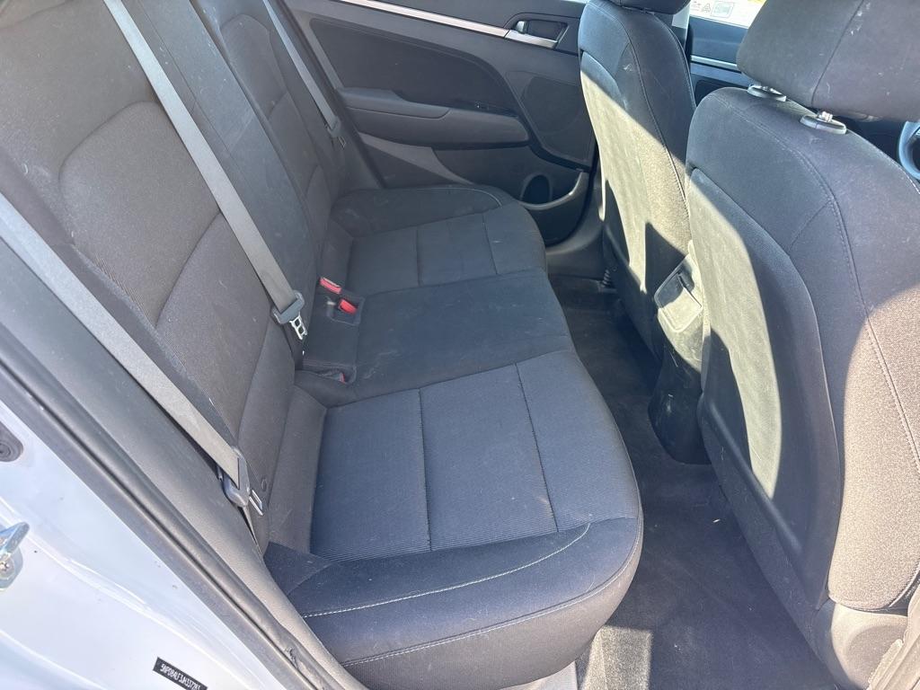 Hyundai Elantra  2018