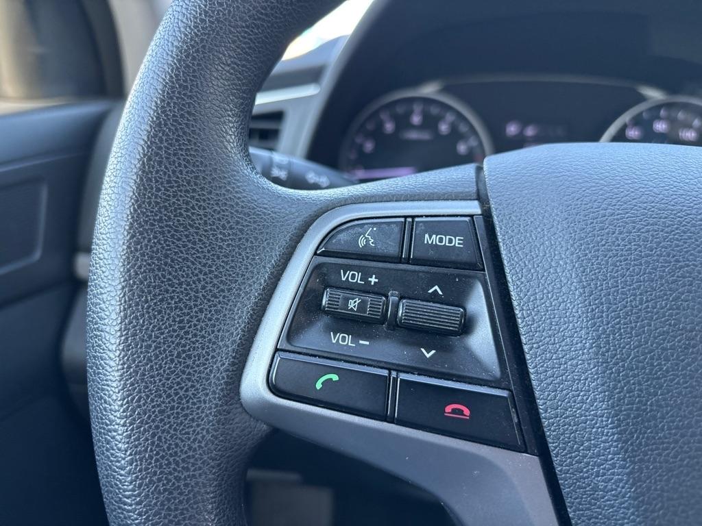 Hyundai Elantra  2018