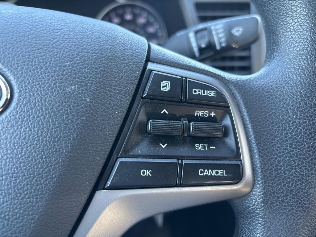 Hyundai Elantra  2018