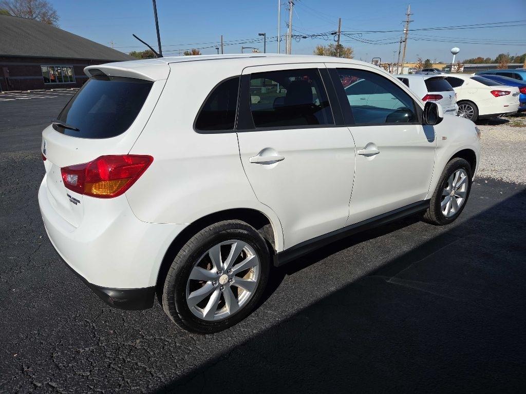 Mitsubishi Outlander Sport  2015