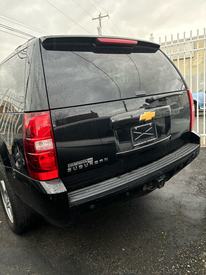 Chevrolet Suburban LT 1500 4WD 2014