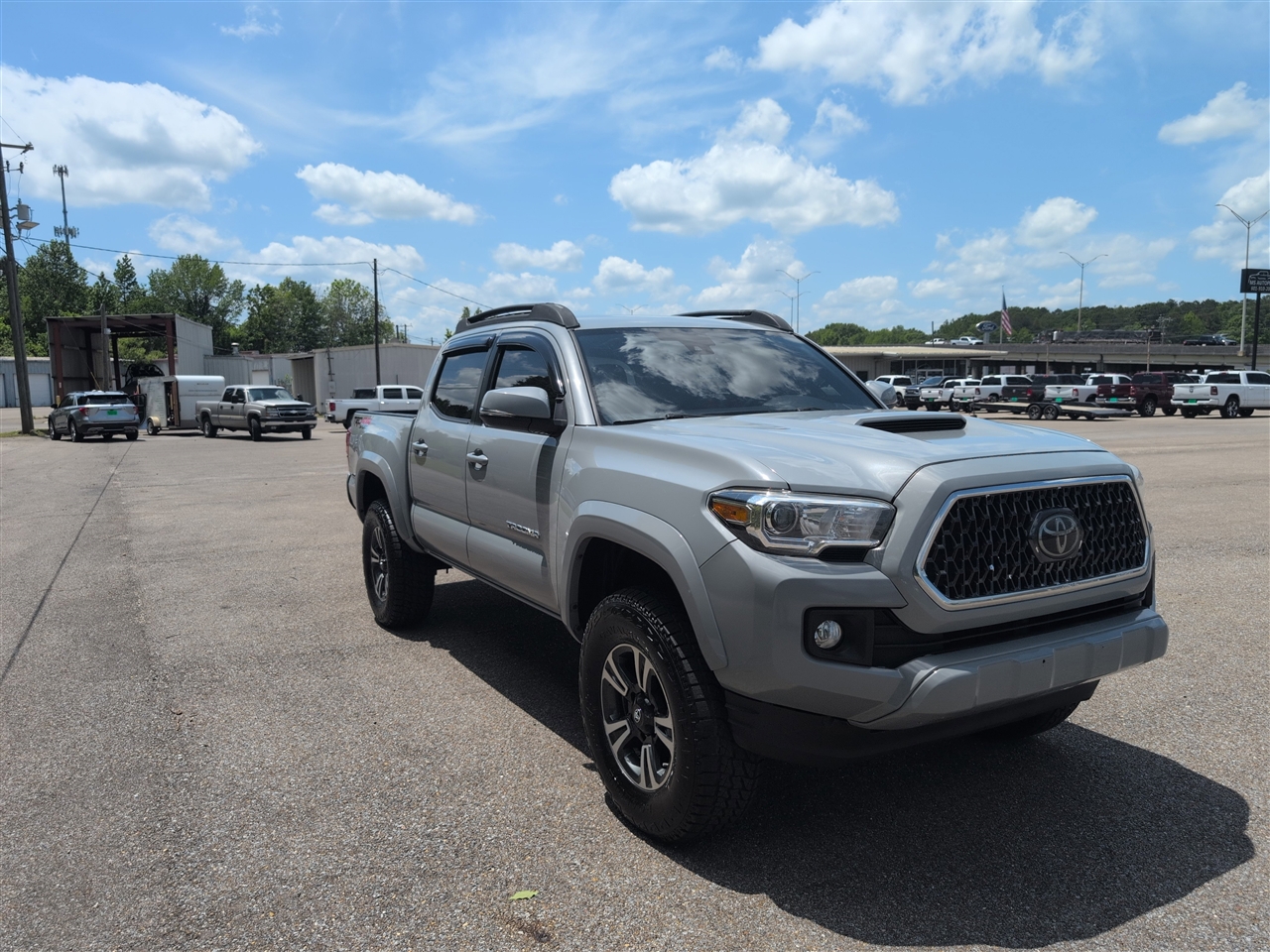 Toyota Tacoma  2018