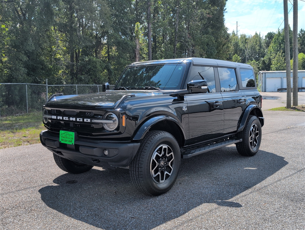 Ford Bronco  2022 Ford Bronco  2022