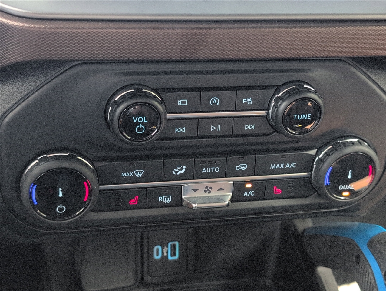 Ford Bronco  2022 Ford Bronco  2022