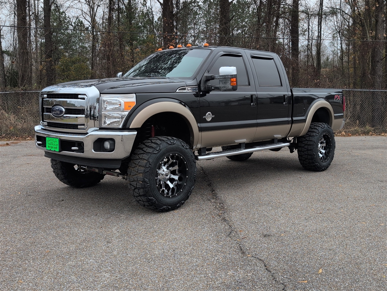2012 Ford F-250 Super Duty Lariat's photo
