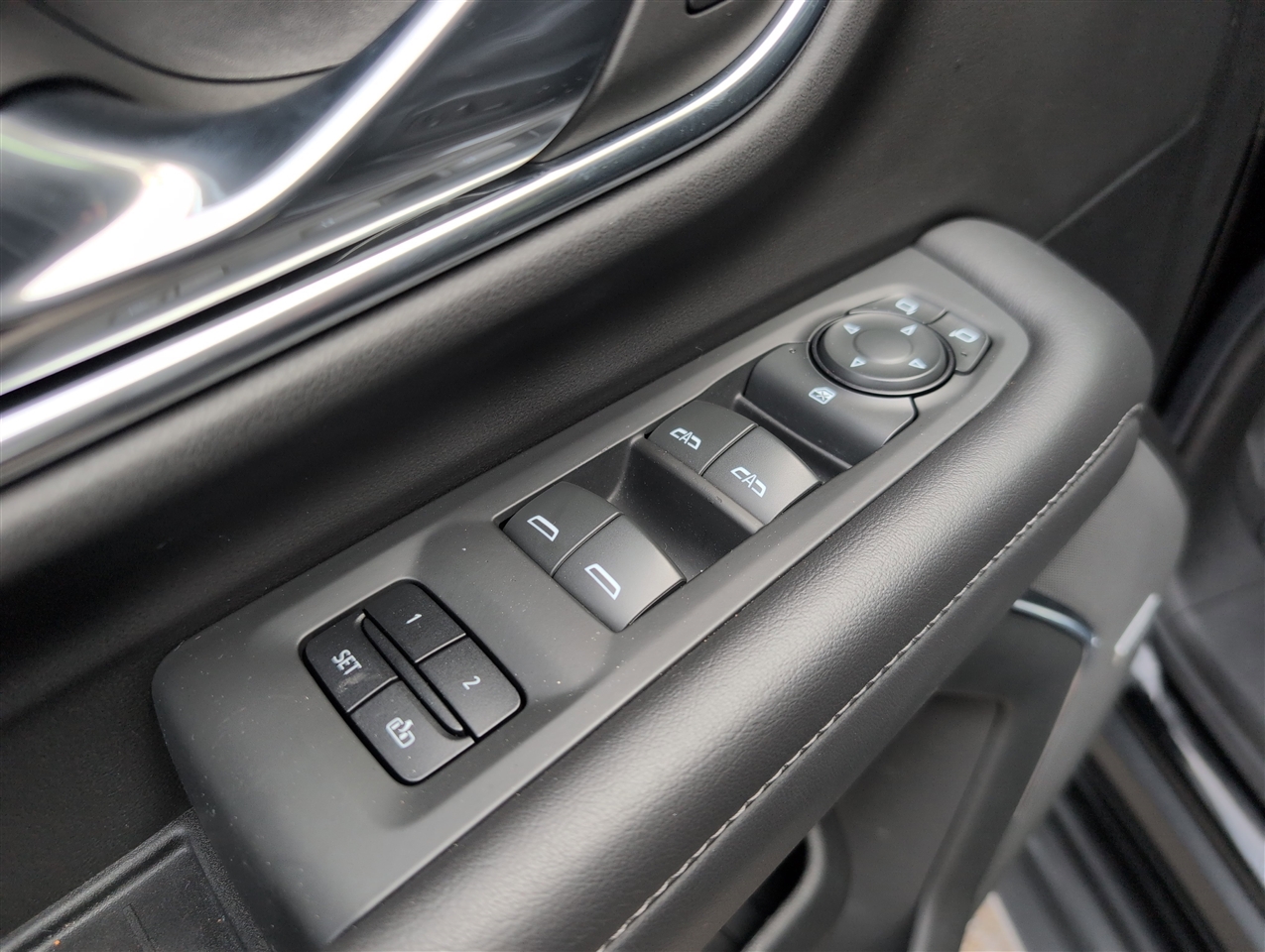 Chevrolet Tahoe  2021