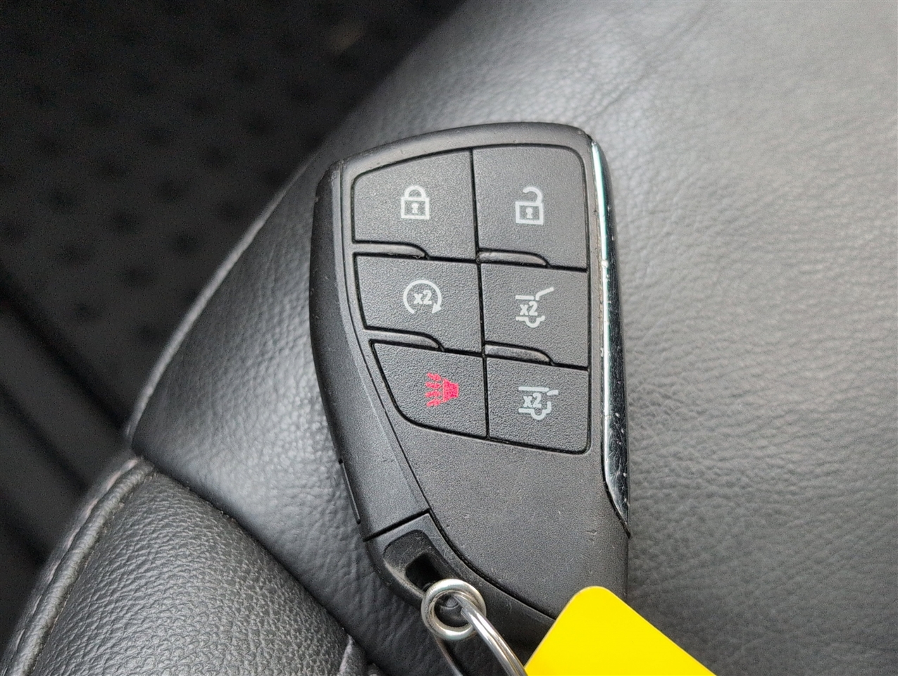 Chevrolet Tahoe  2021