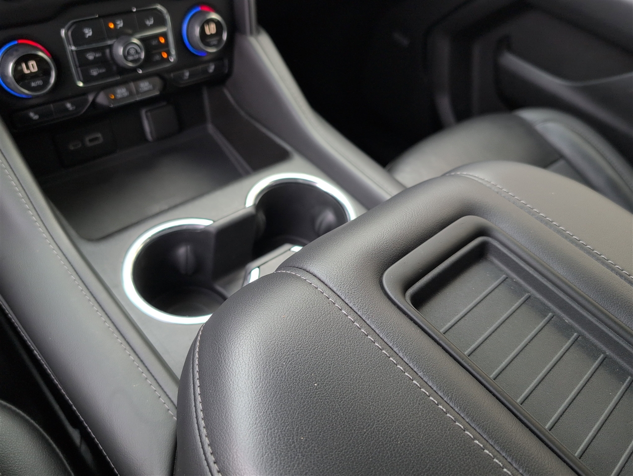 Chevrolet Tahoe  2021