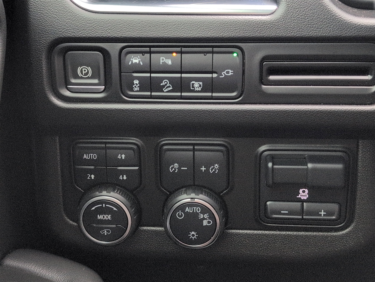 Chevrolet Tahoe  2022