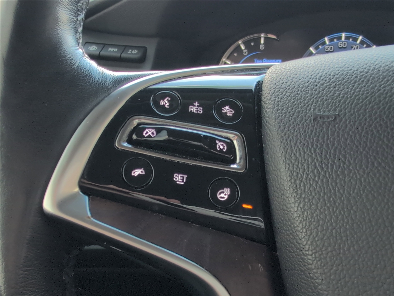 Cadillac Escalade  2018