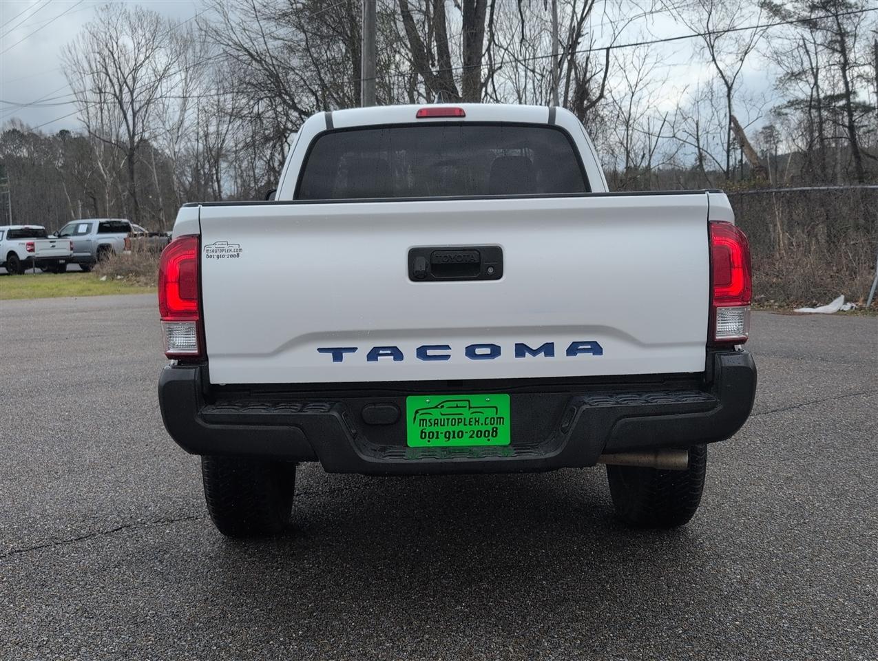 Toyota Tacoma  2016