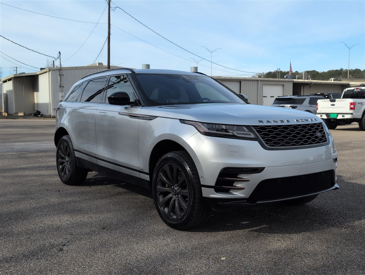 Land Rover Range Rover Velar  2018