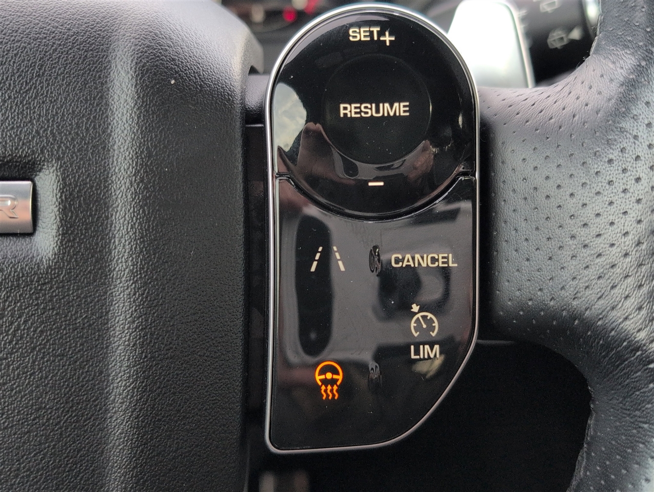 Land Rover Range Rover Velar  2018