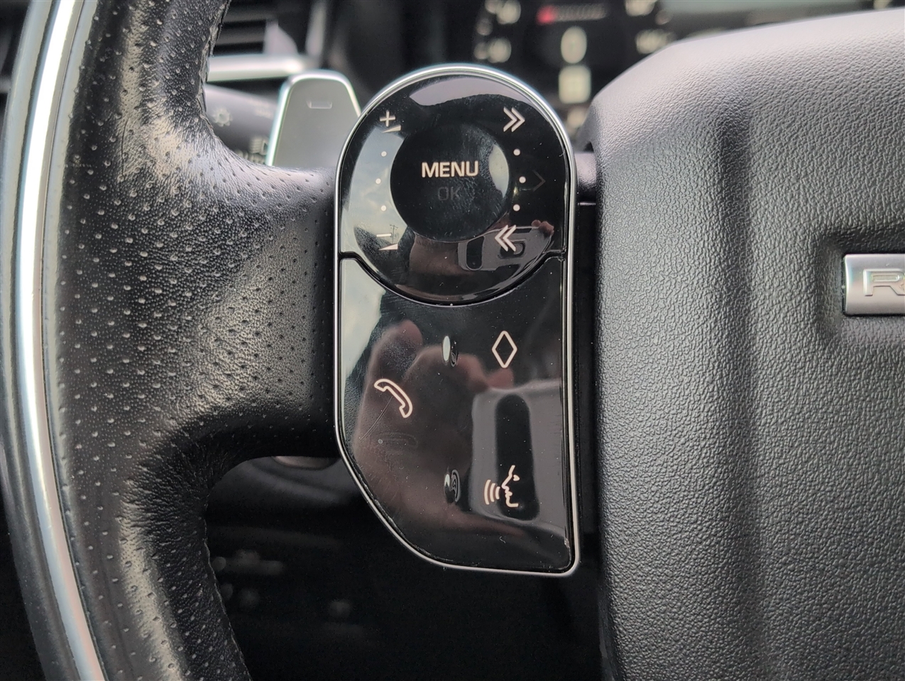 Land Rover Range Rover Velar  2018